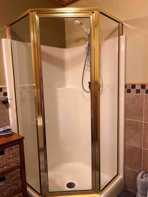 דלתא The Lovemore Inn~Hot Tub~Cheerful Carriage Home מראה חיצוני תמונה
